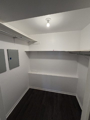 4 1/2 sous-sol a louer , calme paisible, accès terrain