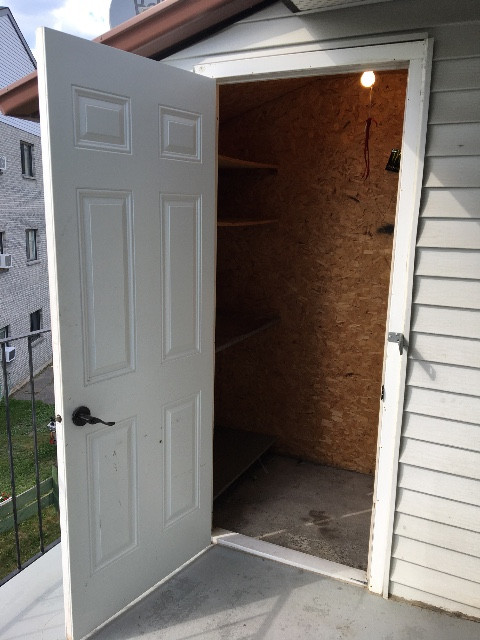 4 1/2 avec stationnement